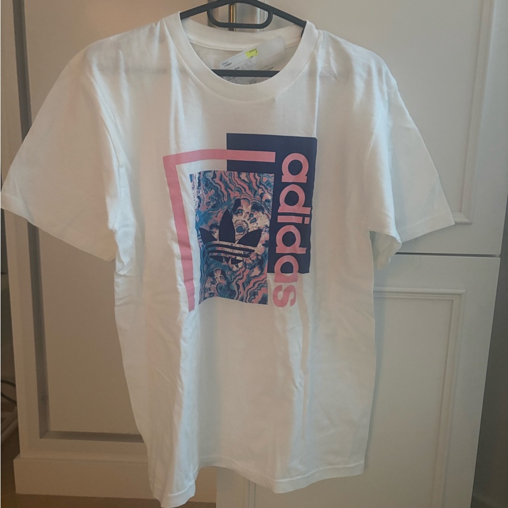 Brand New Adidas Kids White Tee with Blue and Pink Graphic